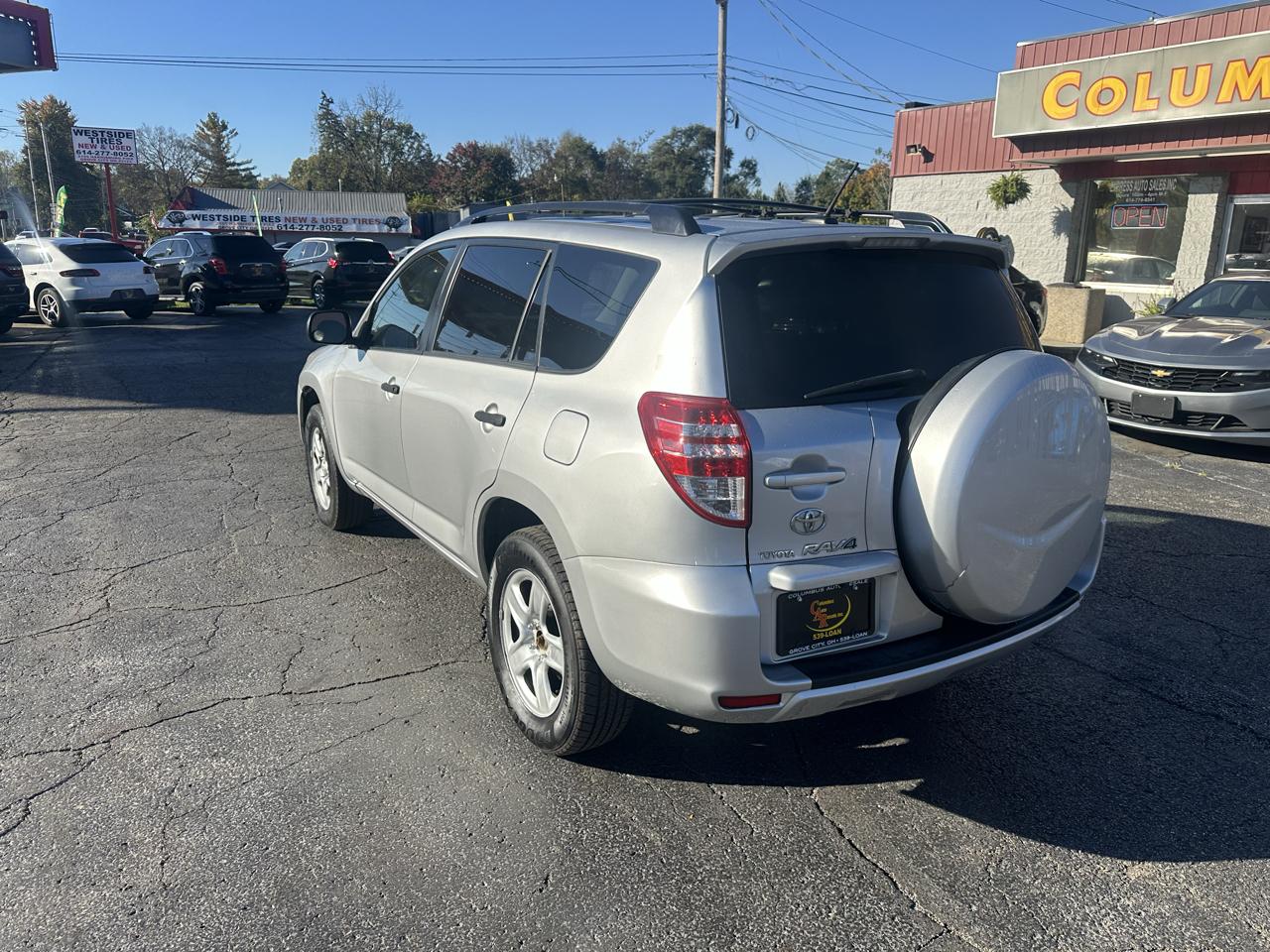 Toyota RAV4 4WD 4dr 4-cyl 4-Spd AT (Natl) 2010