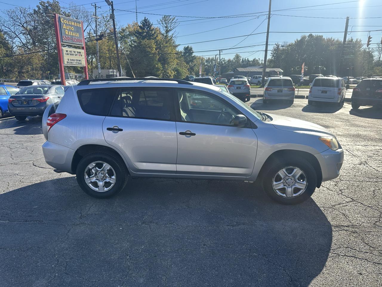 Toyota RAV4 4WD 4dr 4-cyl 4-Spd AT (Natl) 2010