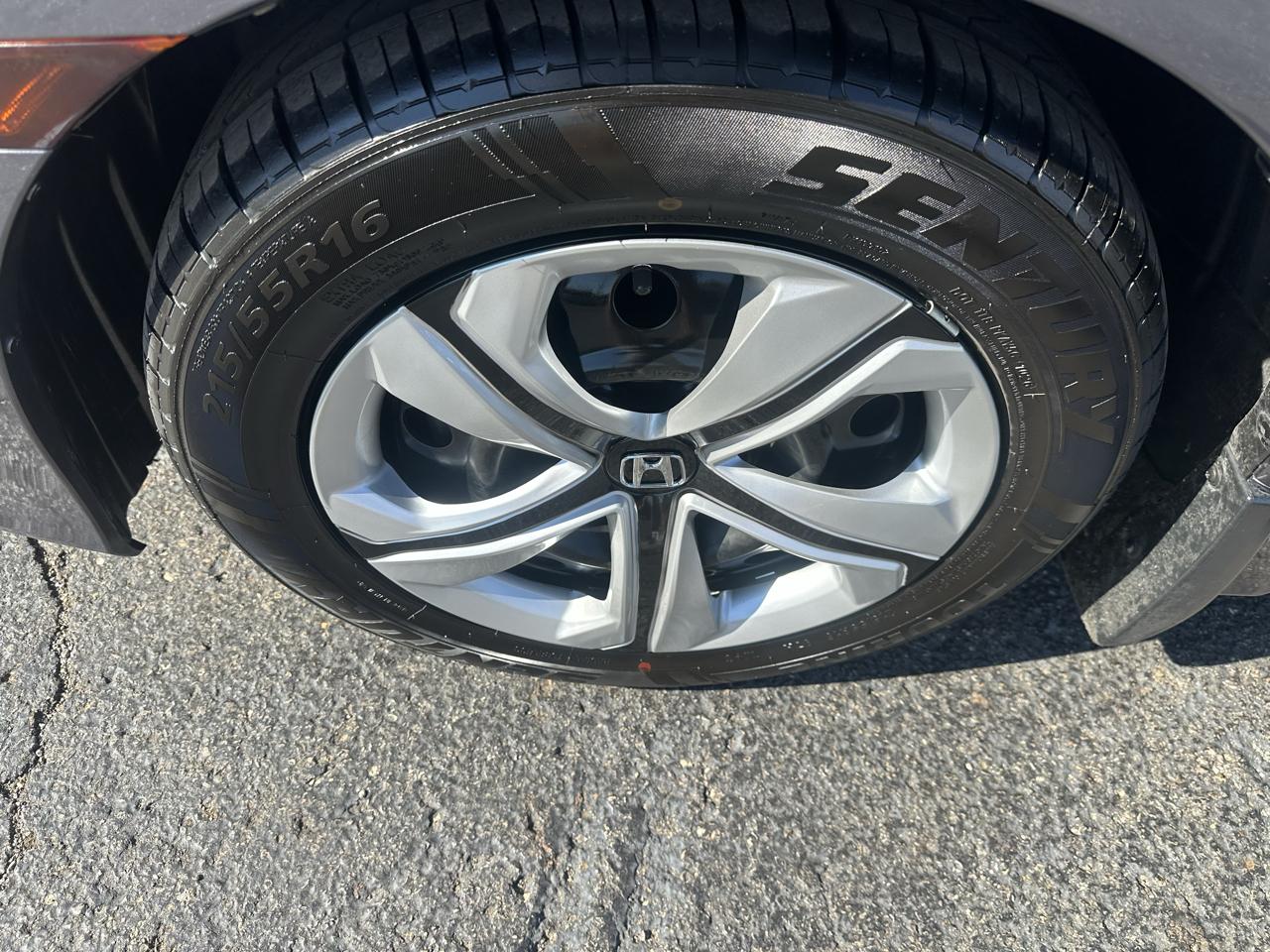 Honda Civic Sedan 4dr CVT LX 2016