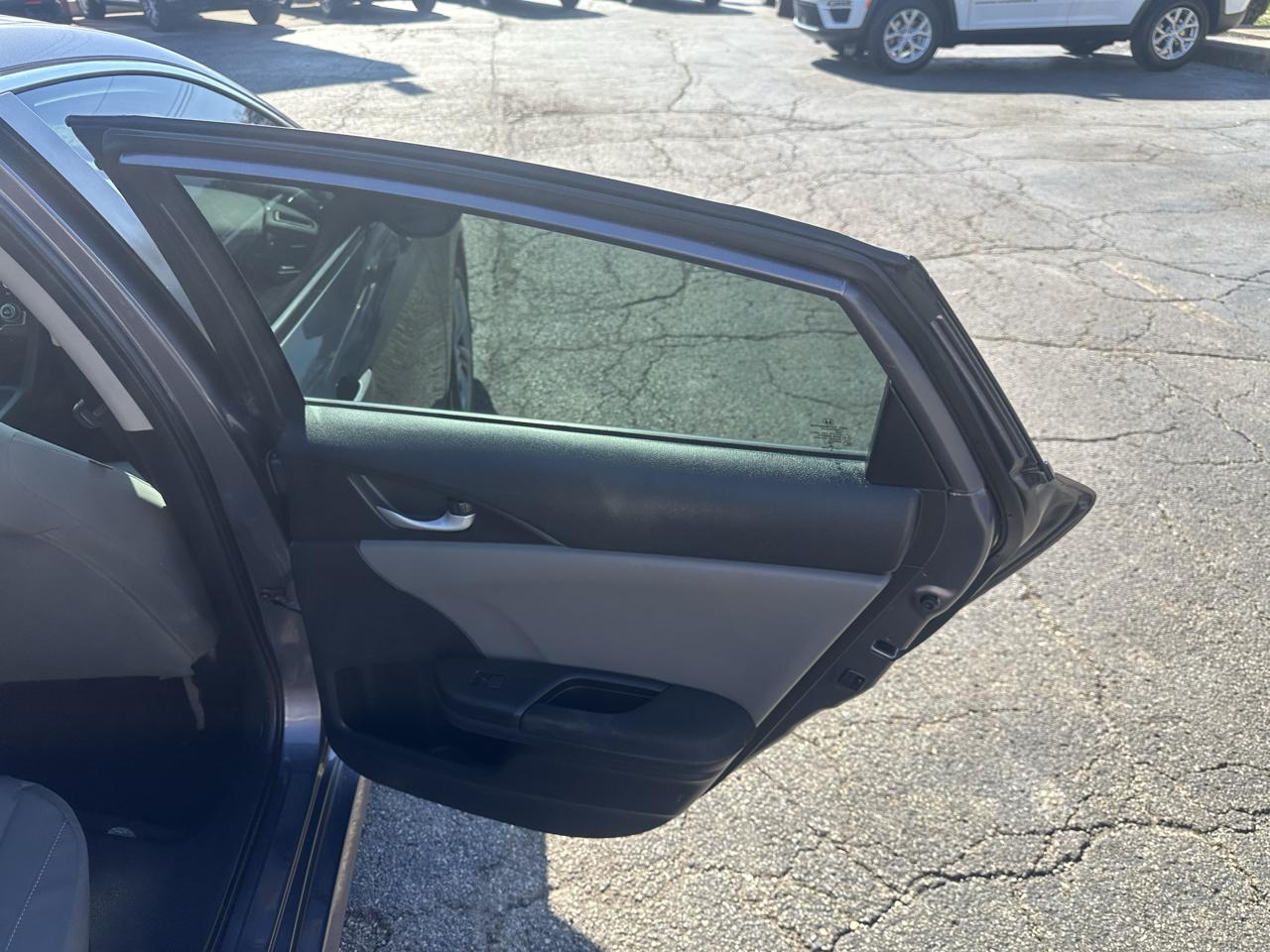 Honda Civic Sedan 4dr CVT LX 2016