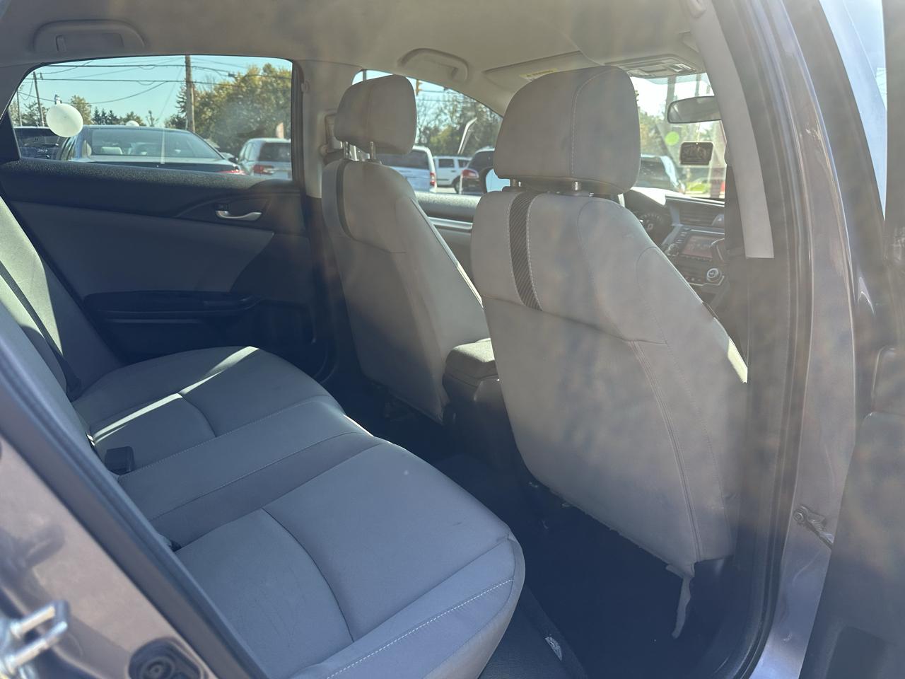 Honda Civic Sedan 4dr CVT LX 2016