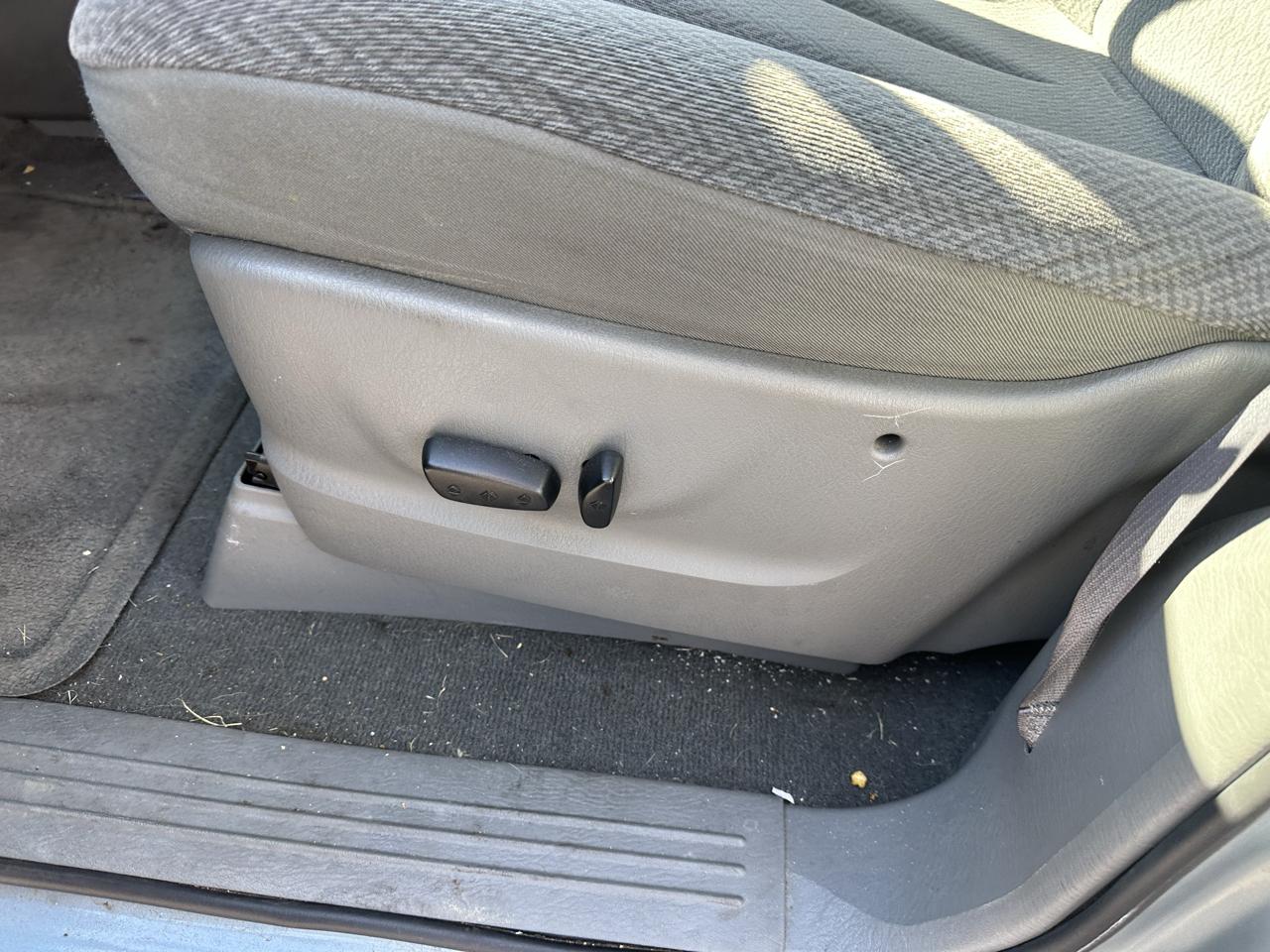 Dodge Caravan 4dr SXT 2006