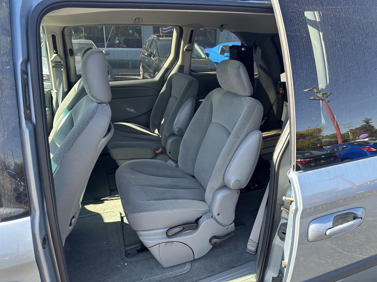 Dodge Caravan 4dr SXT 2006