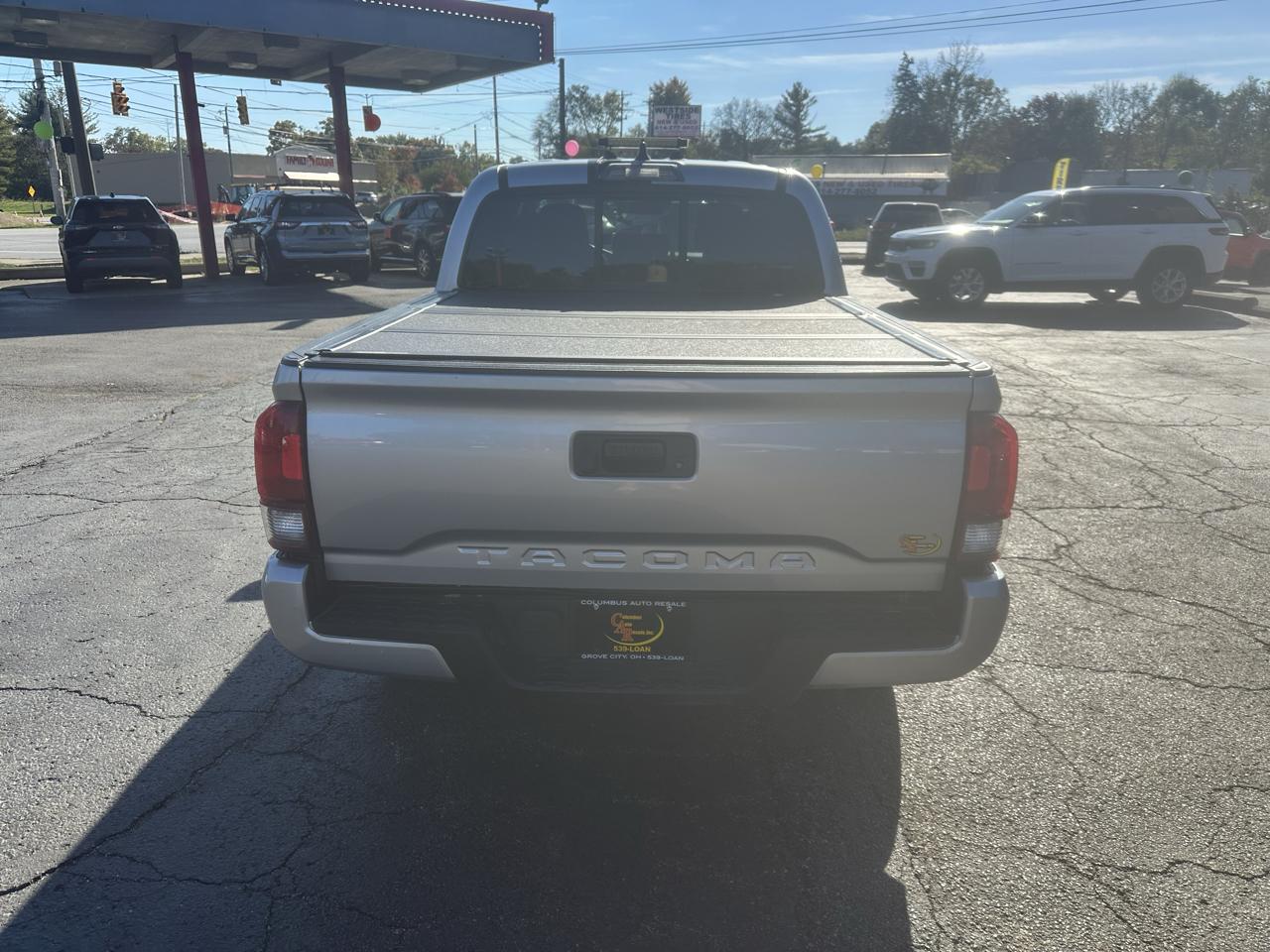 Toyota Tacoma 2WD SR5 Double Cab 5' Bed I4 AT (Natl) 2022
