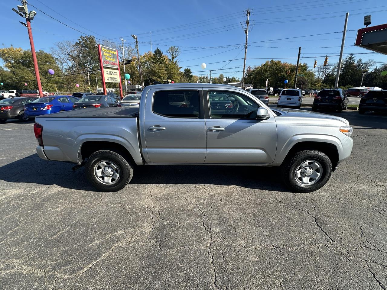 Toyota Tacoma 2WD SR5 Double Cab 5' Bed I4 AT (Natl) 2022