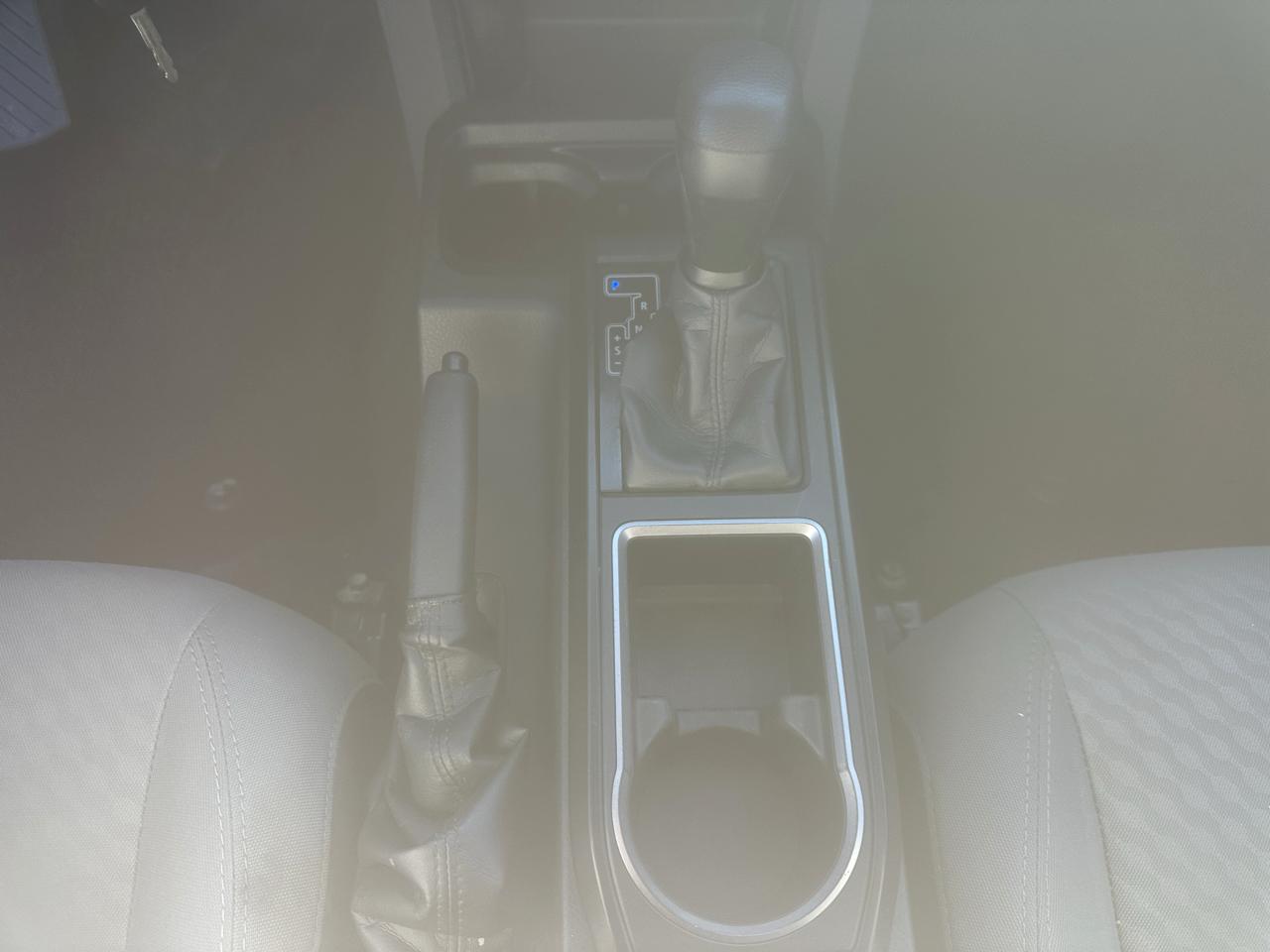 Toyota Tacoma 2WD SR5 Double Cab 5' Bed I4 AT (Natl) 2022