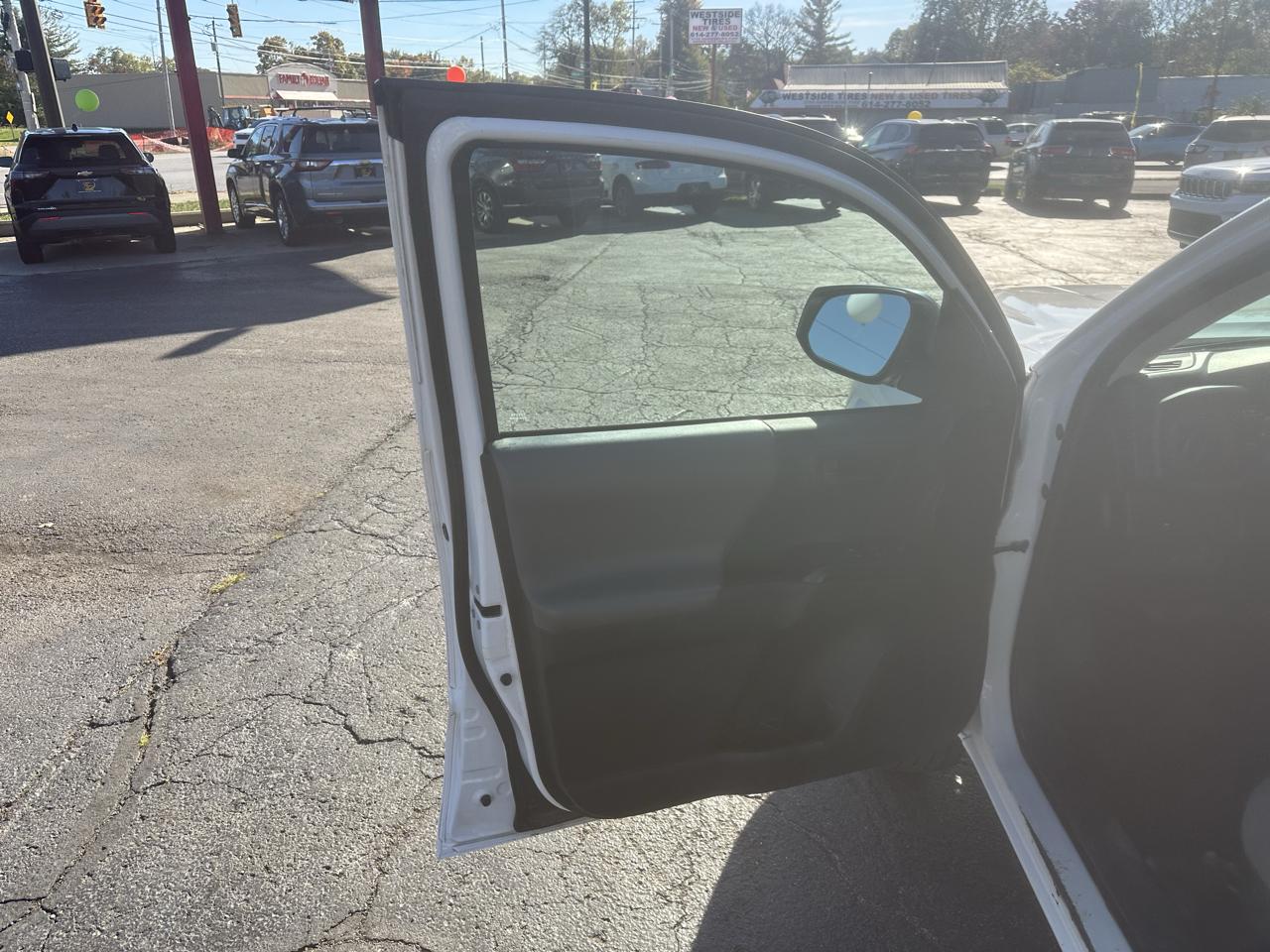 Toyota Tacoma 2WD SR5 Access Cab 6' Bed I4 AT (Natl) 2020