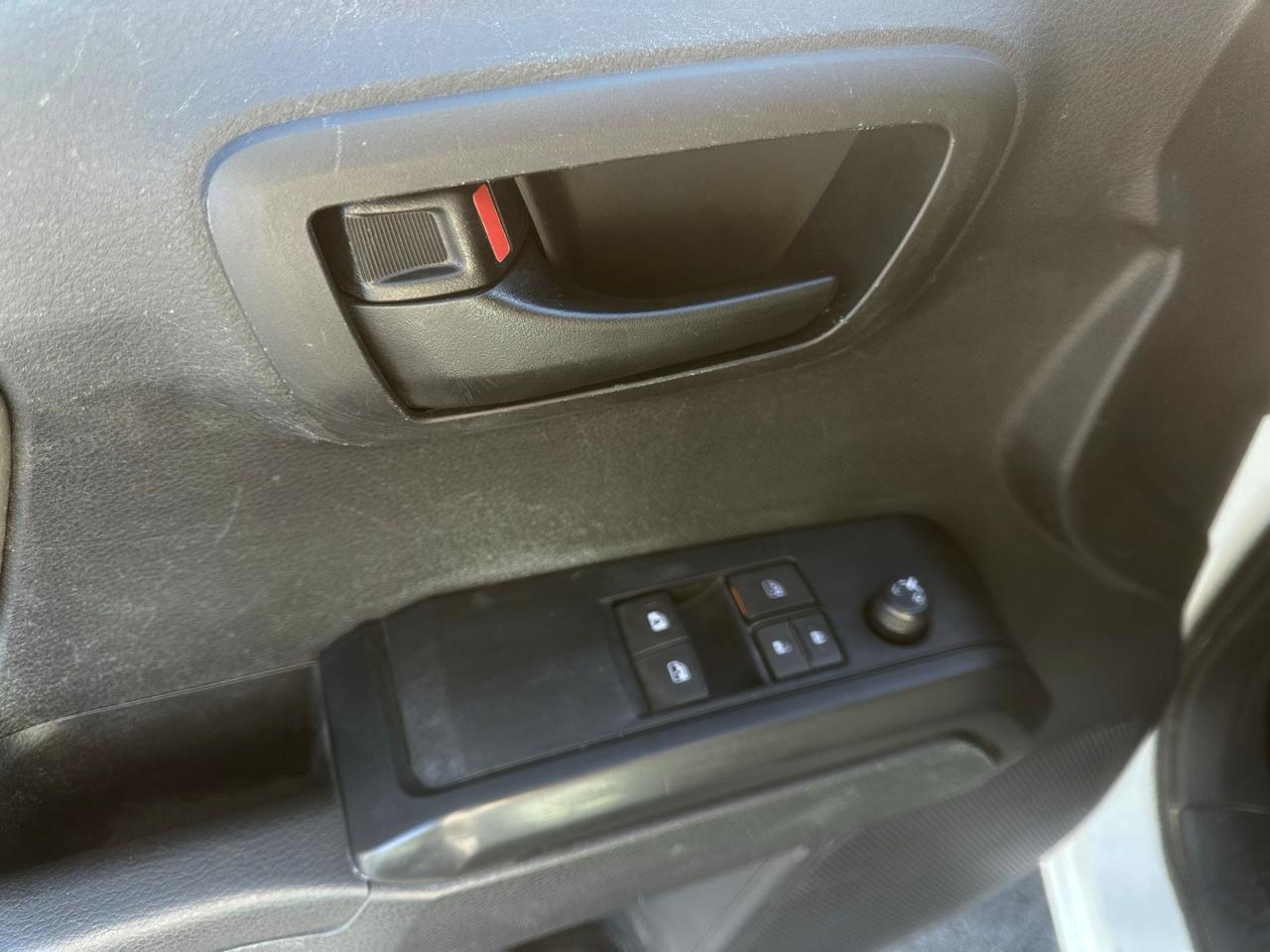 Toyota Tacoma 2WD SR5 Access Cab 6' Bed I4 AT (Natl) 2020