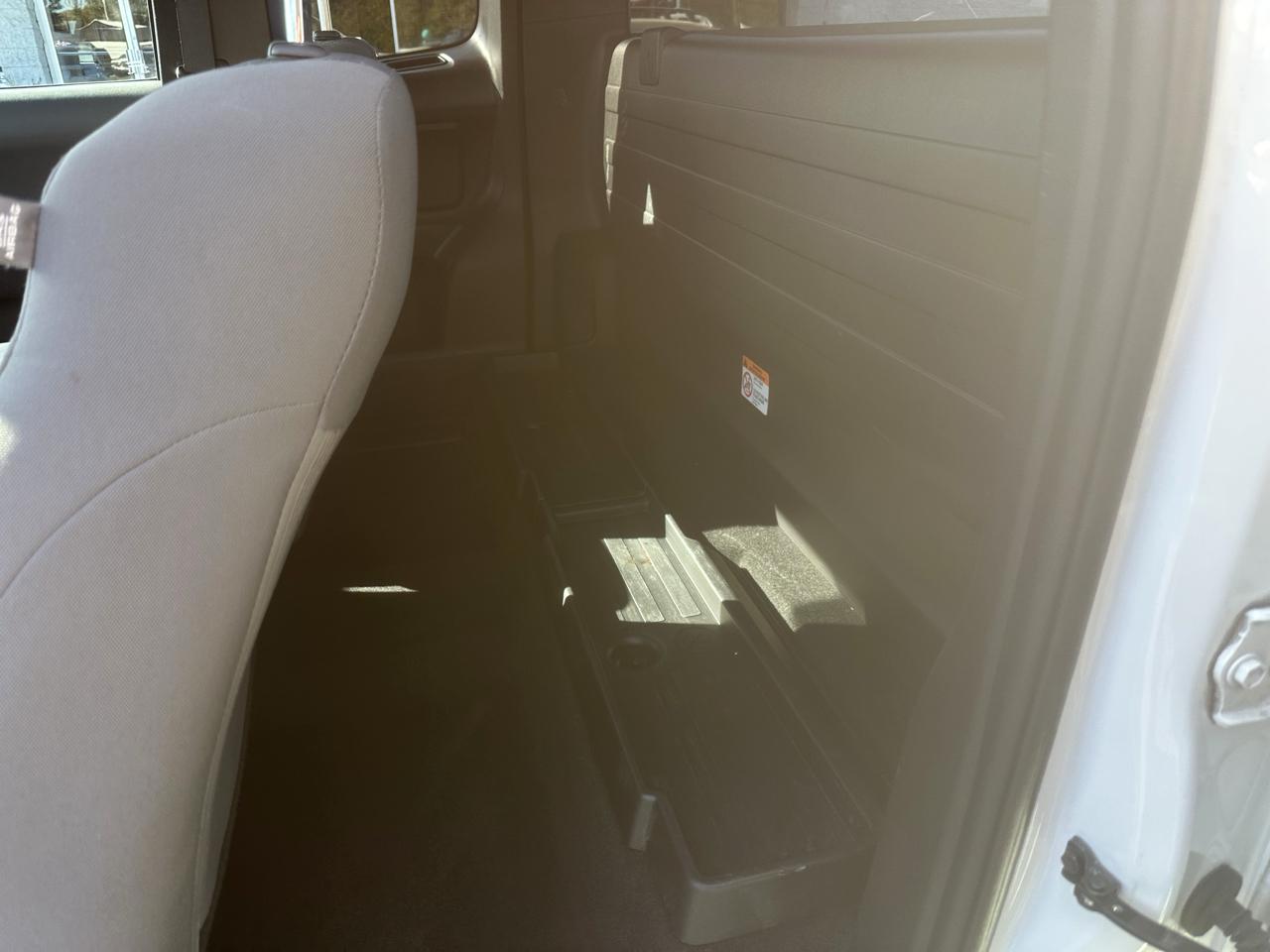 Toyota Tacoma 2WD SR5 Access Cab 6' Bed I4 AT (Natl) 2020