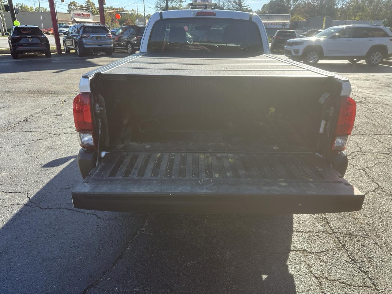Toyota Tacoma 2WD SR5 Access Cab 6' Bed I4 AT (Natl) 2020
