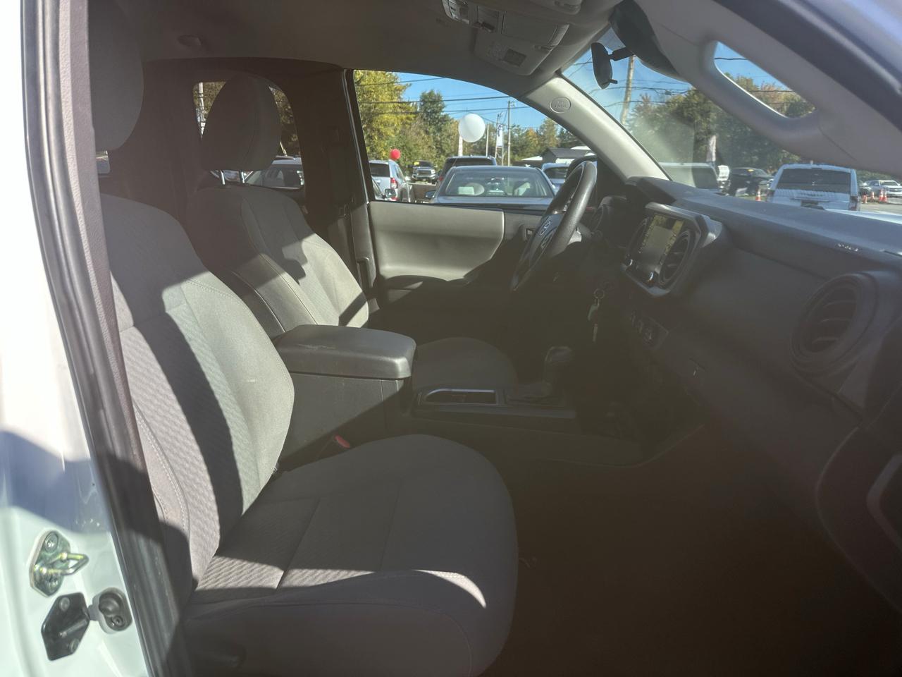 Toyota Tacoma 2WD SR5 Access Cab 6' Bed I4 AT (Natl) 2020