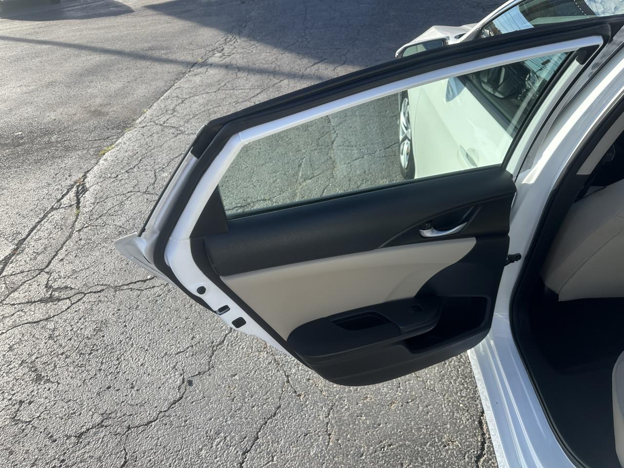 Honda Civic Sedan LX CVT 2018