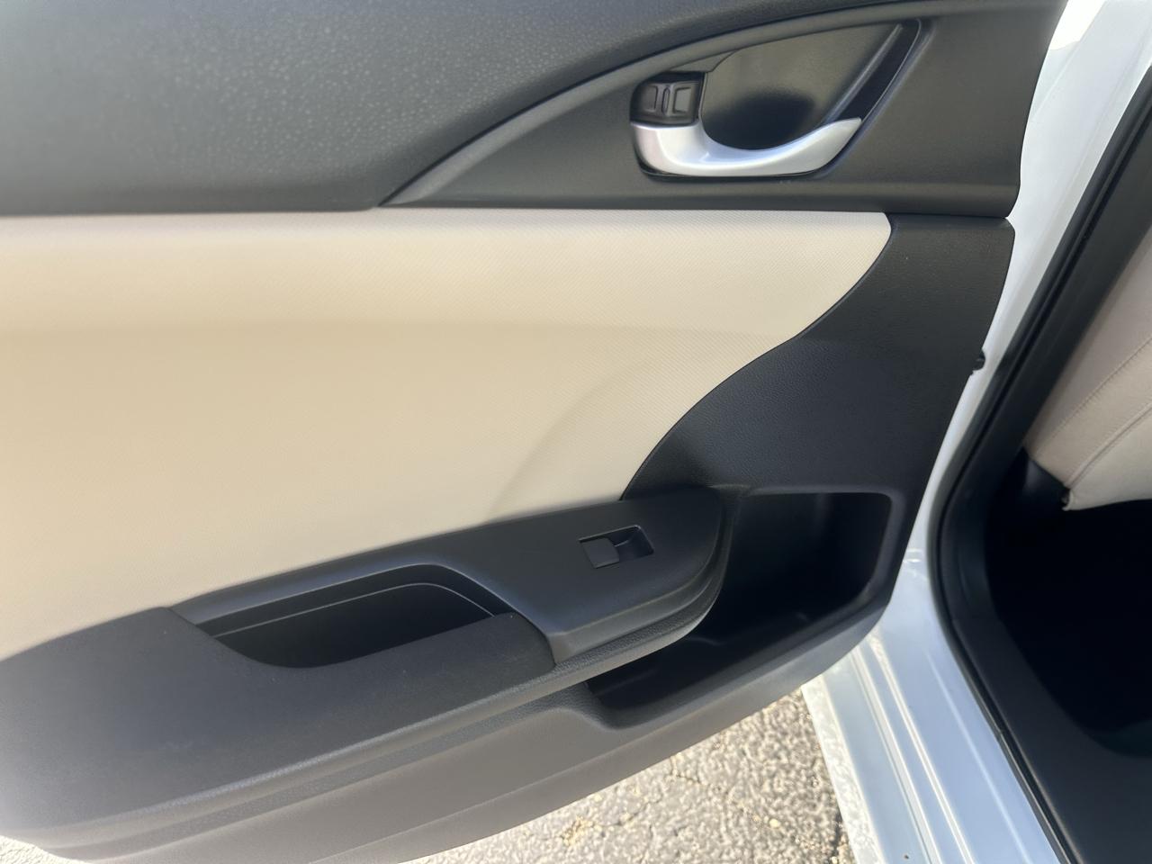 Honda Civic Sedan LX CVT 2018