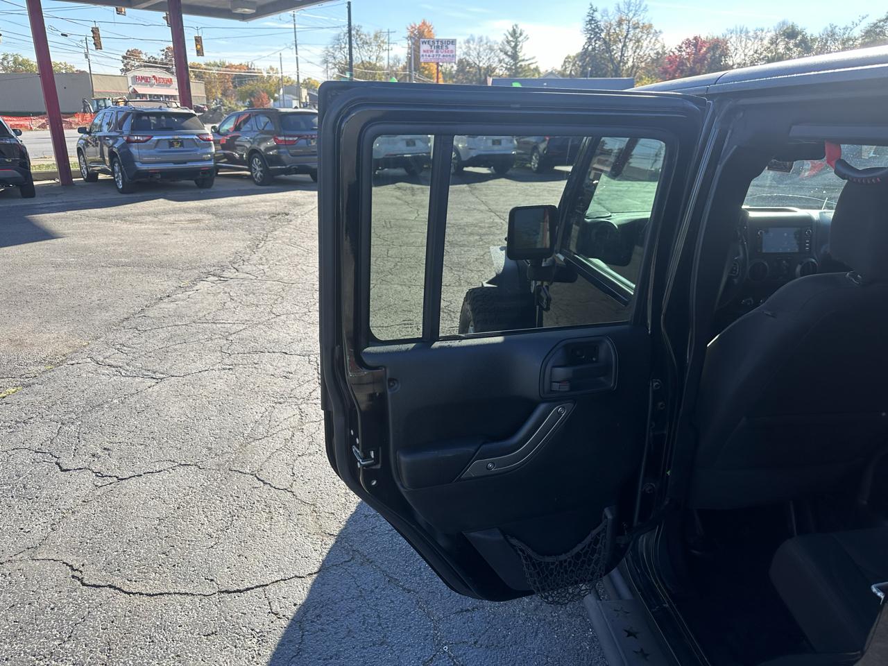 Jeep Wrangler Unlimited 4WD 4dr Sport 2015