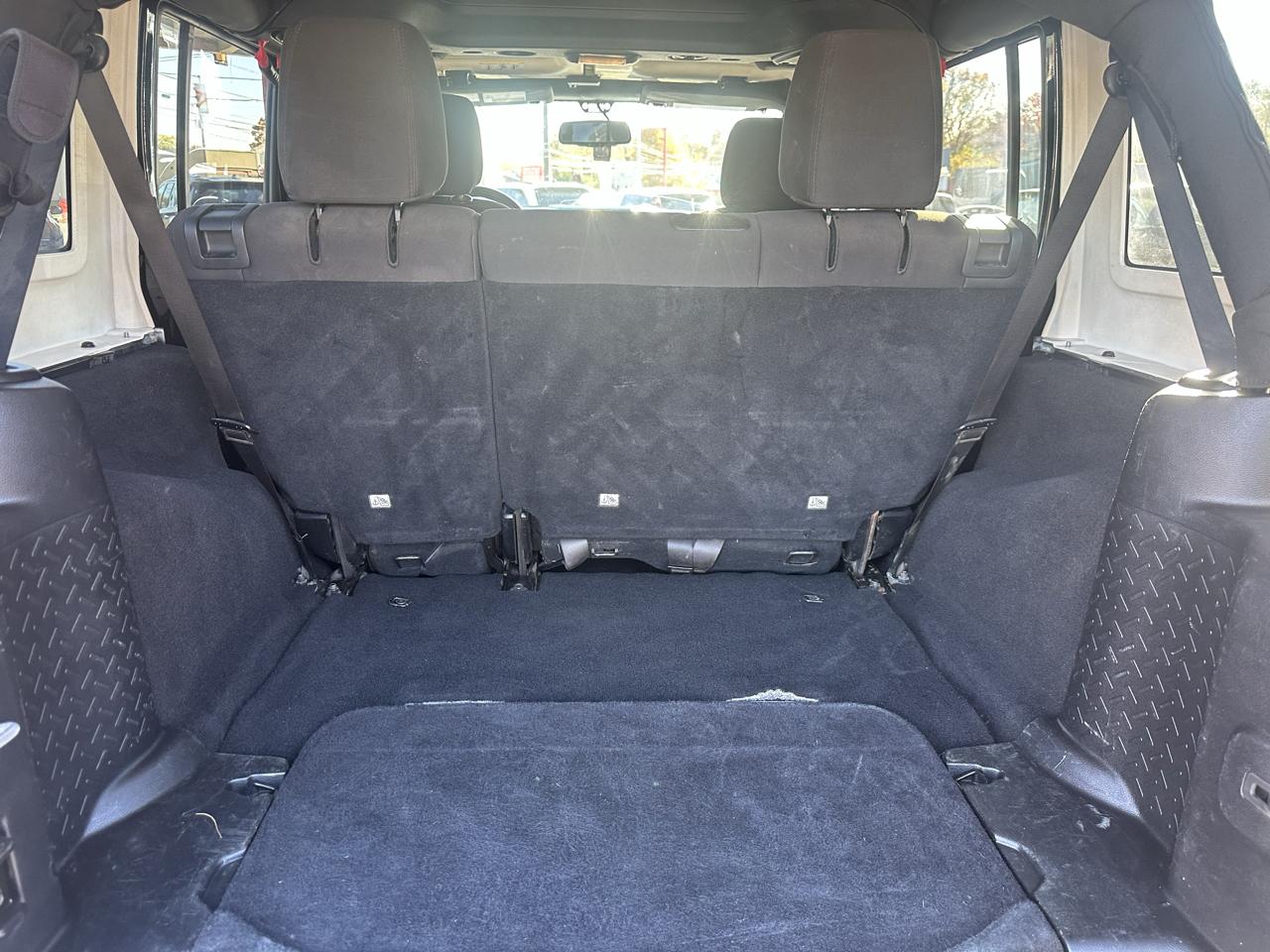 Jeep Wrangler Unlimited 4WD 4dr Sport 2015