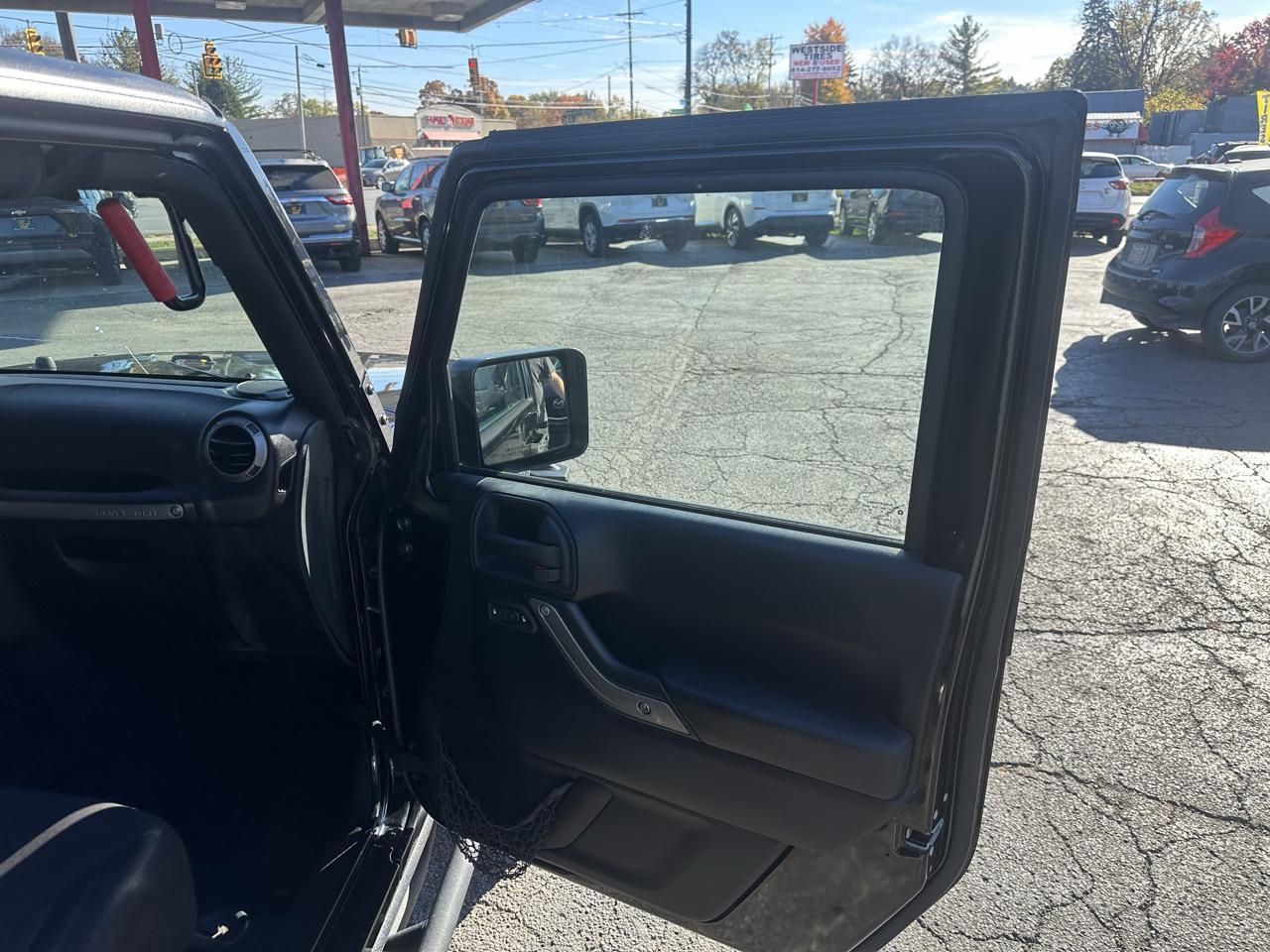 Jeep Wrangler Unlimited 4WD 4dr Sport 2015