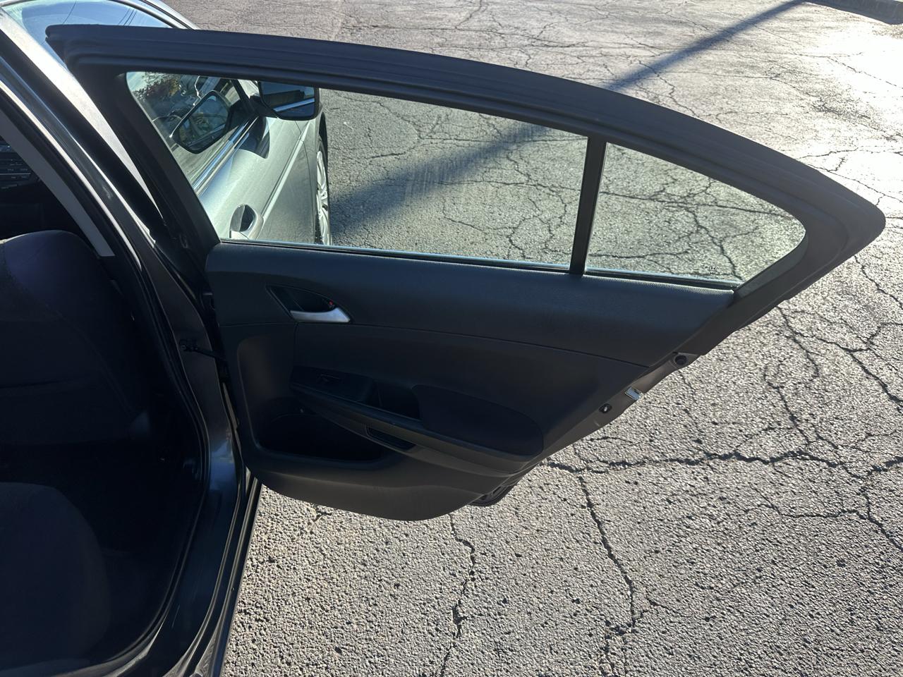 Honda Accord Sdn 4dr I4 Auto LX 2010