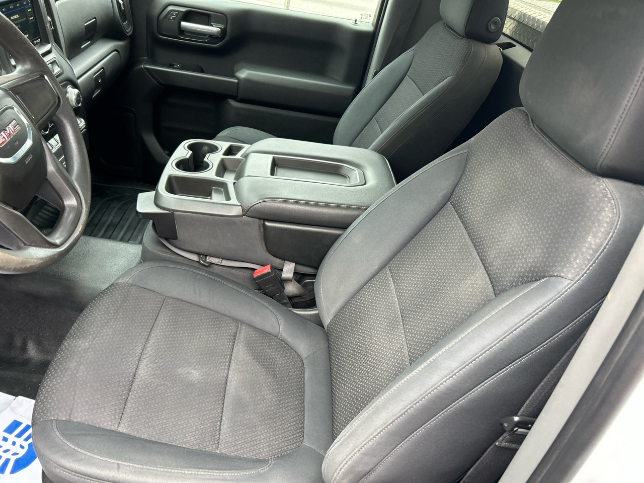 GMC Sierra 1500 2WD Reg Cab 140" 2019 GMC Sierra 1500 2WD Reg Cab 140" 2019