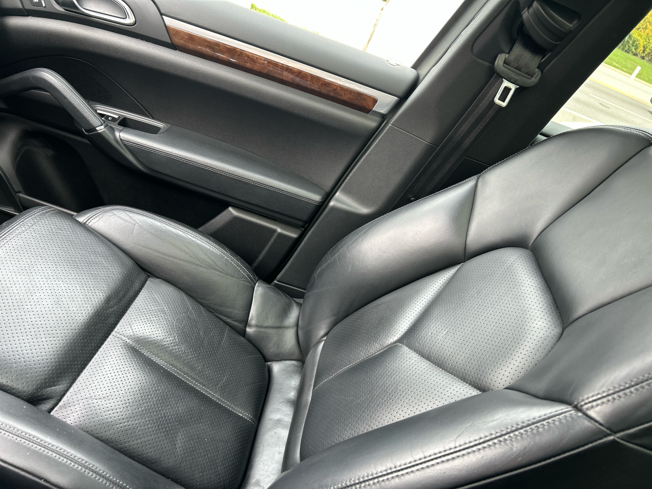 Porsche Cayenne AWD 4dr S 2011 Porsche Cayenne AWD 4dr S 2011