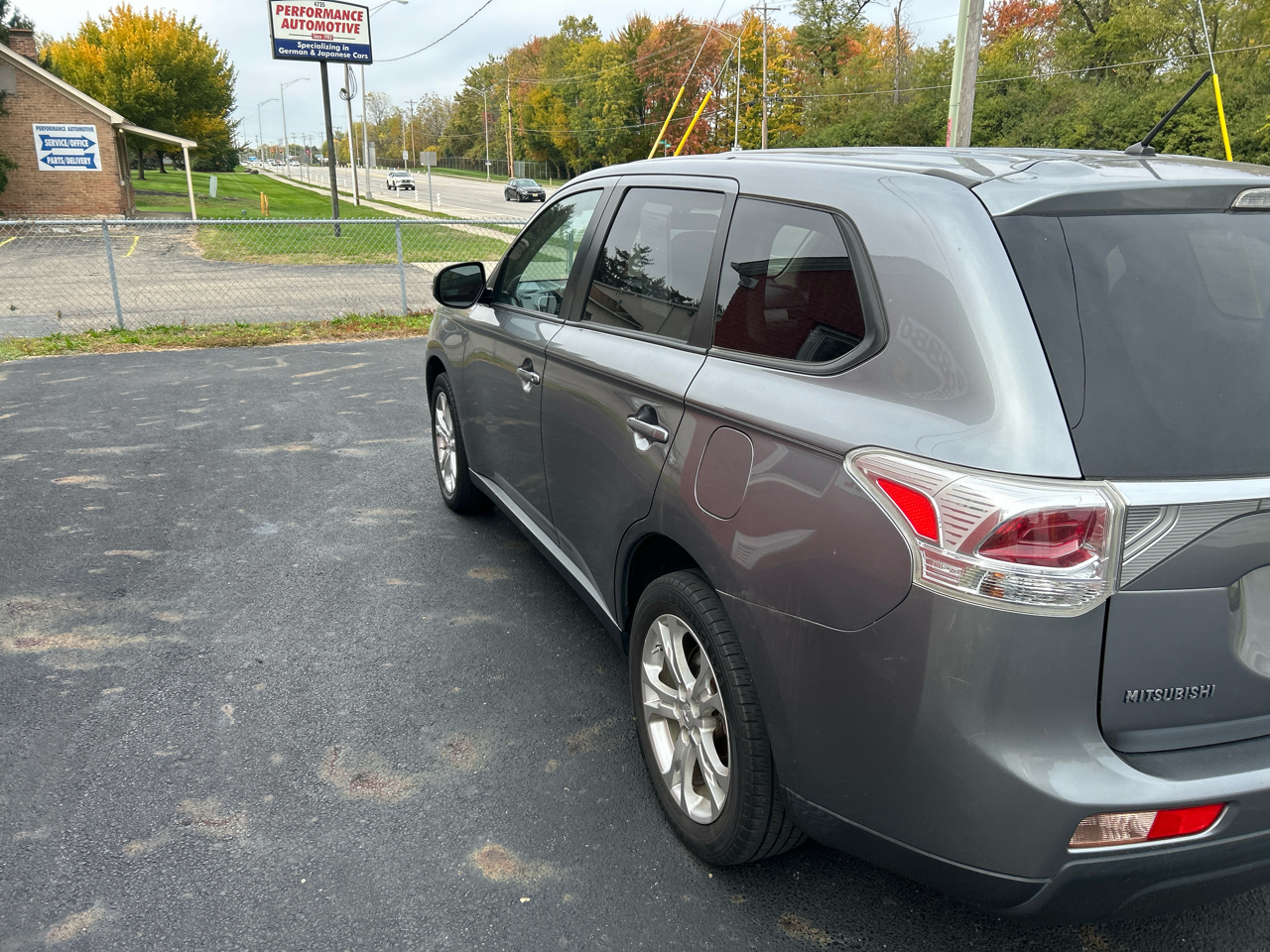 Mitsubishi Outlander 4WD 4dr SE 2014 Mitsubishi Outlander 4WD 4dr SE 2014