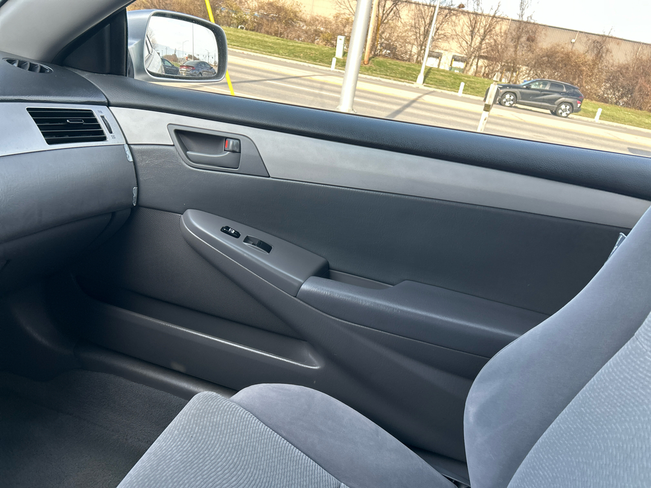 Toyota Camry Solara 2dr Cpe I4 Man Sport (Natl) 2008