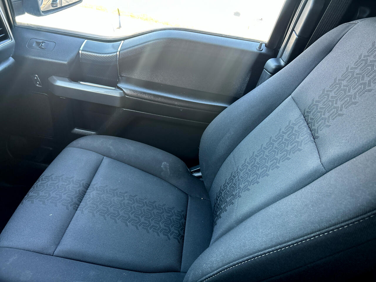 Ford F-150 4WD SuperCab 145" XLT 2018