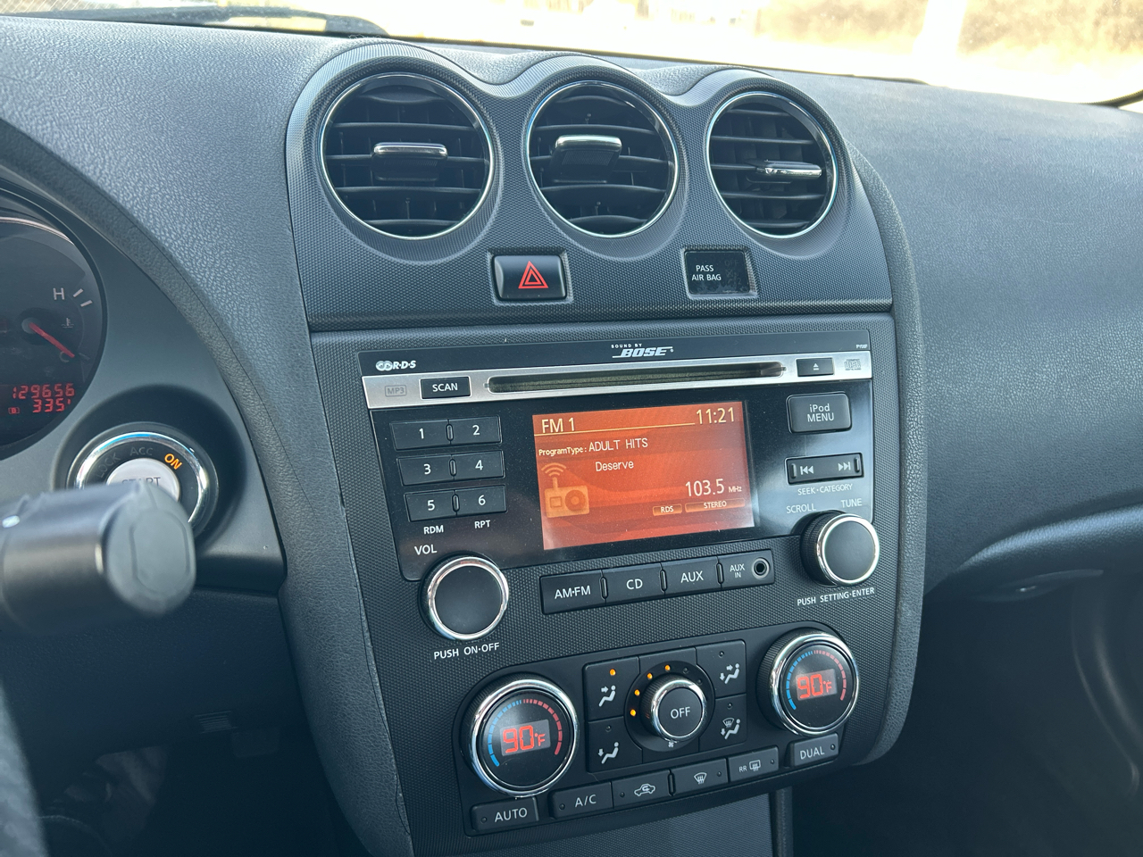 Nissan Altima 2dr Cpe I4 CVT 2.5 S 2012