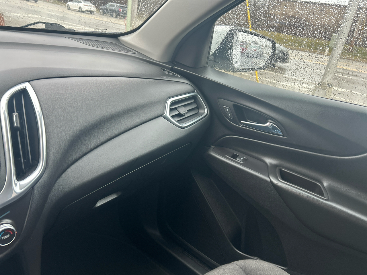 Chevrolet Equinox AWD 4dr LT w/1LT 2018