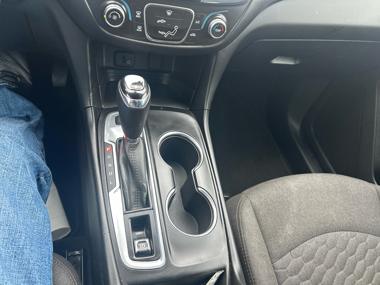 Chevrolet Equinox AWD 4dr LT w/1LT 2018