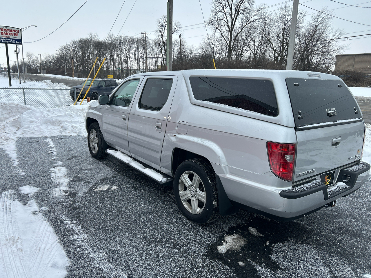 Honda Ridgeline 4WD Crew Cab RTL 2009