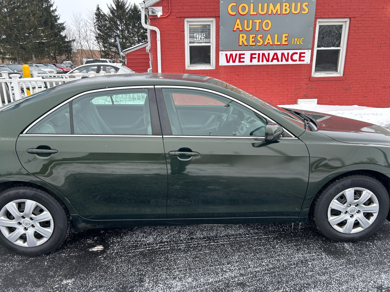 Toyota Camry 4dr Sdn I4 Man LE (Natl) 2011