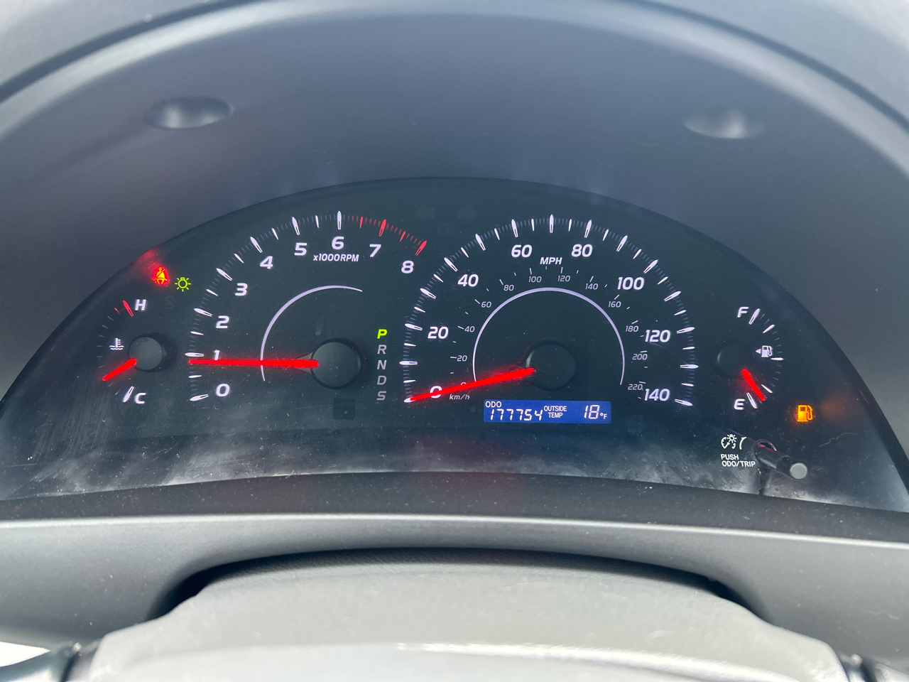 Toyota Camry 4dr Sdn I4 Man LE (Natl) 2011