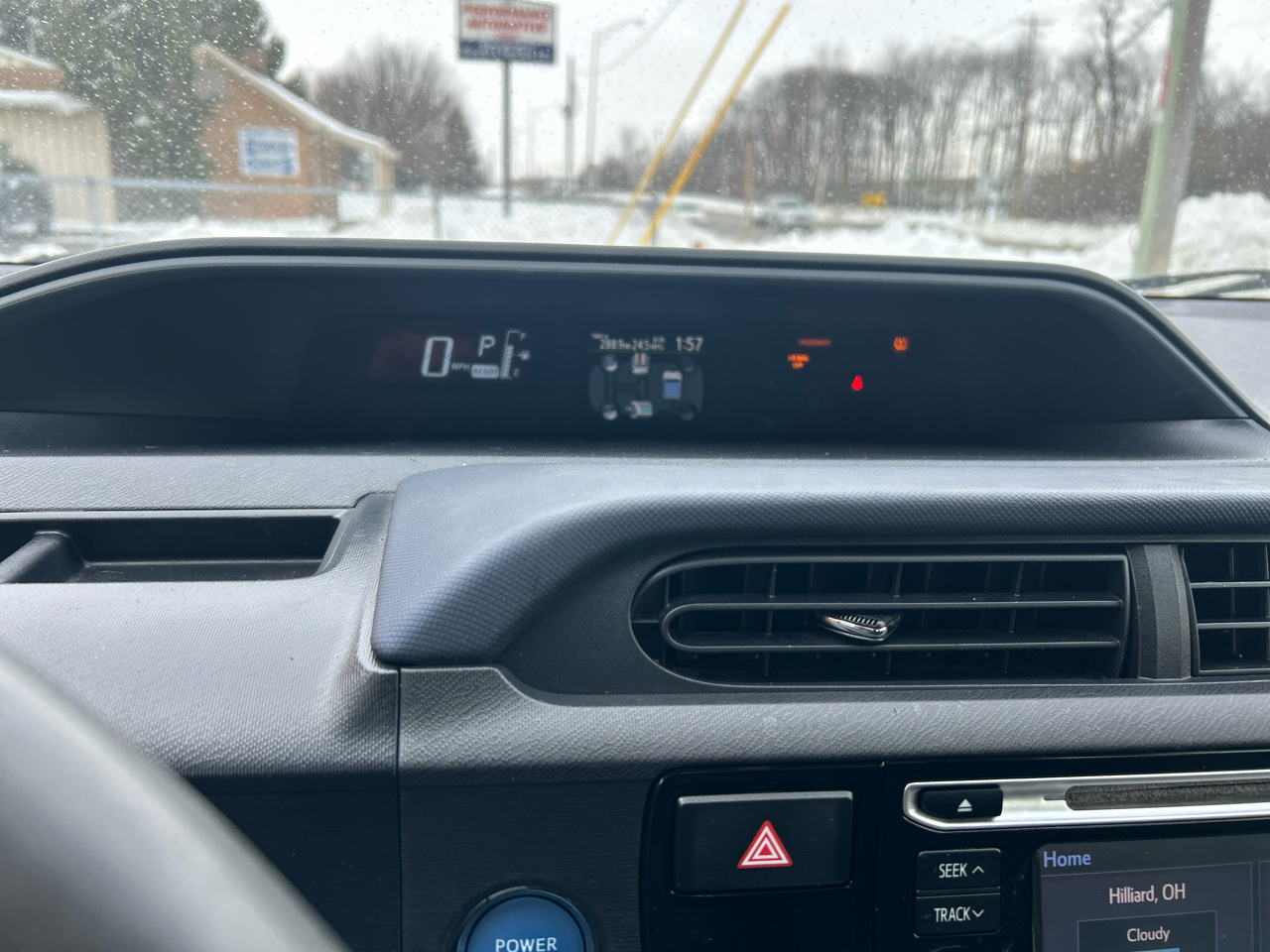 Toyota Prius c 5dr HB Three (Natl) 2015