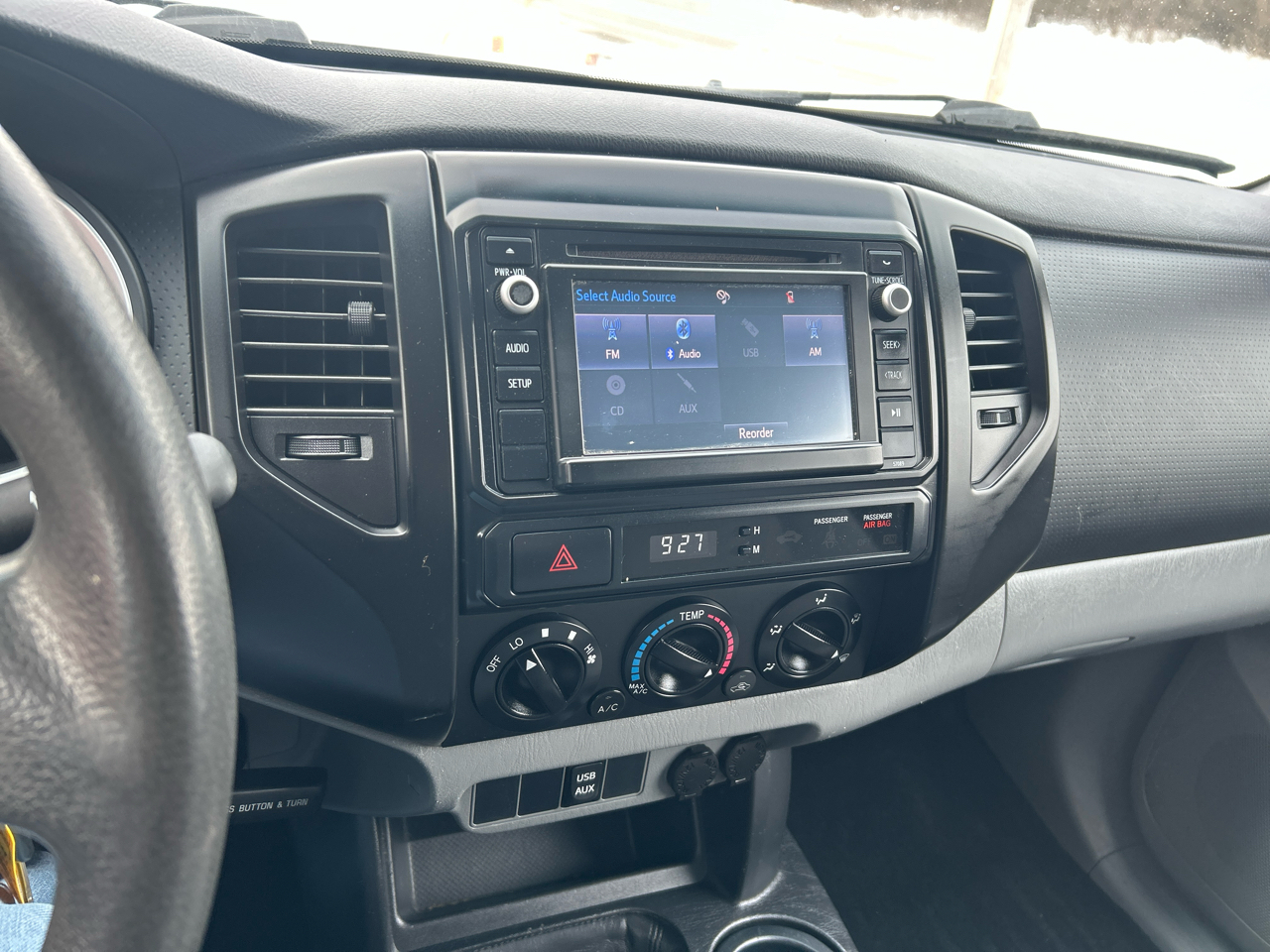 Toyota Tacoma 2WD Reg Cab I4 MT (Natl) 2014