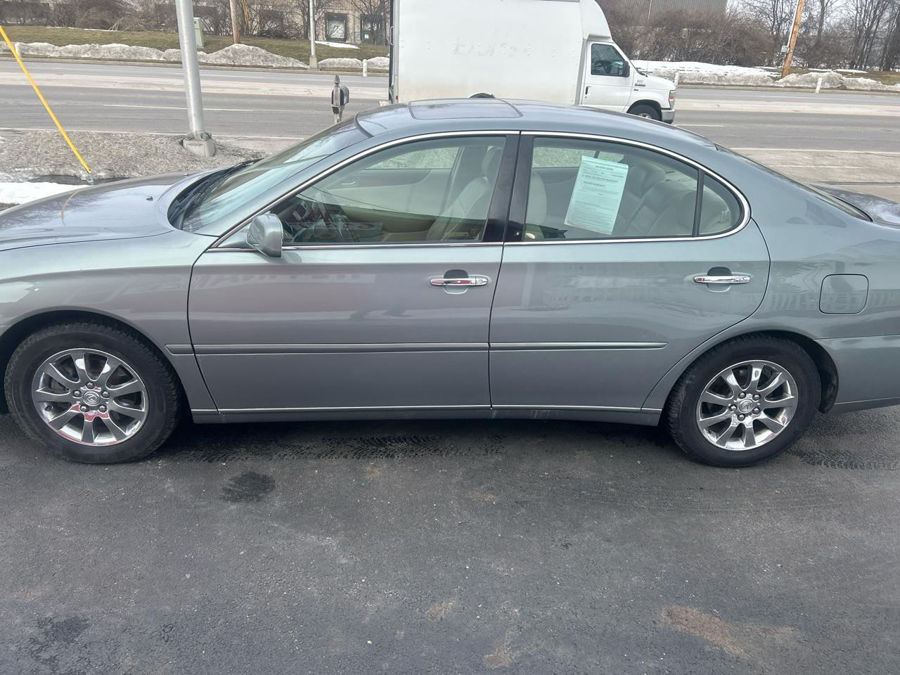 Lexus ES 300 4dr Sdn 2003