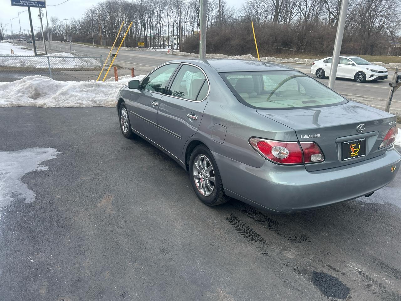 Lexus ES 300 4dr Sdn 2003