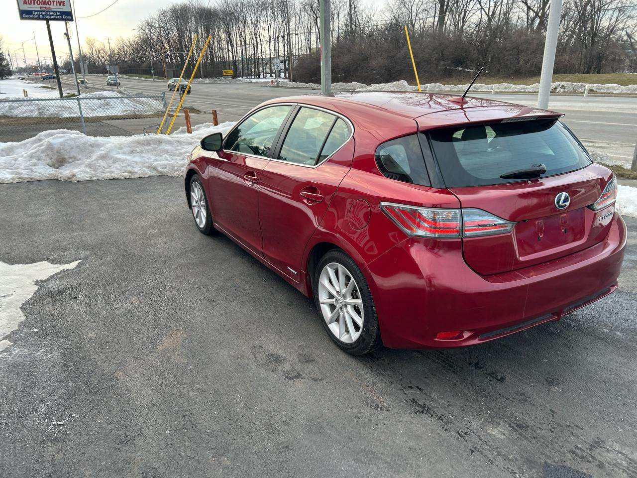 Lexus CT 200h FWD 4dr Hybrid 2011