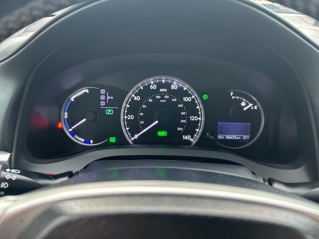 Lexus CT 200h FWD 4dr Hybrid 2011