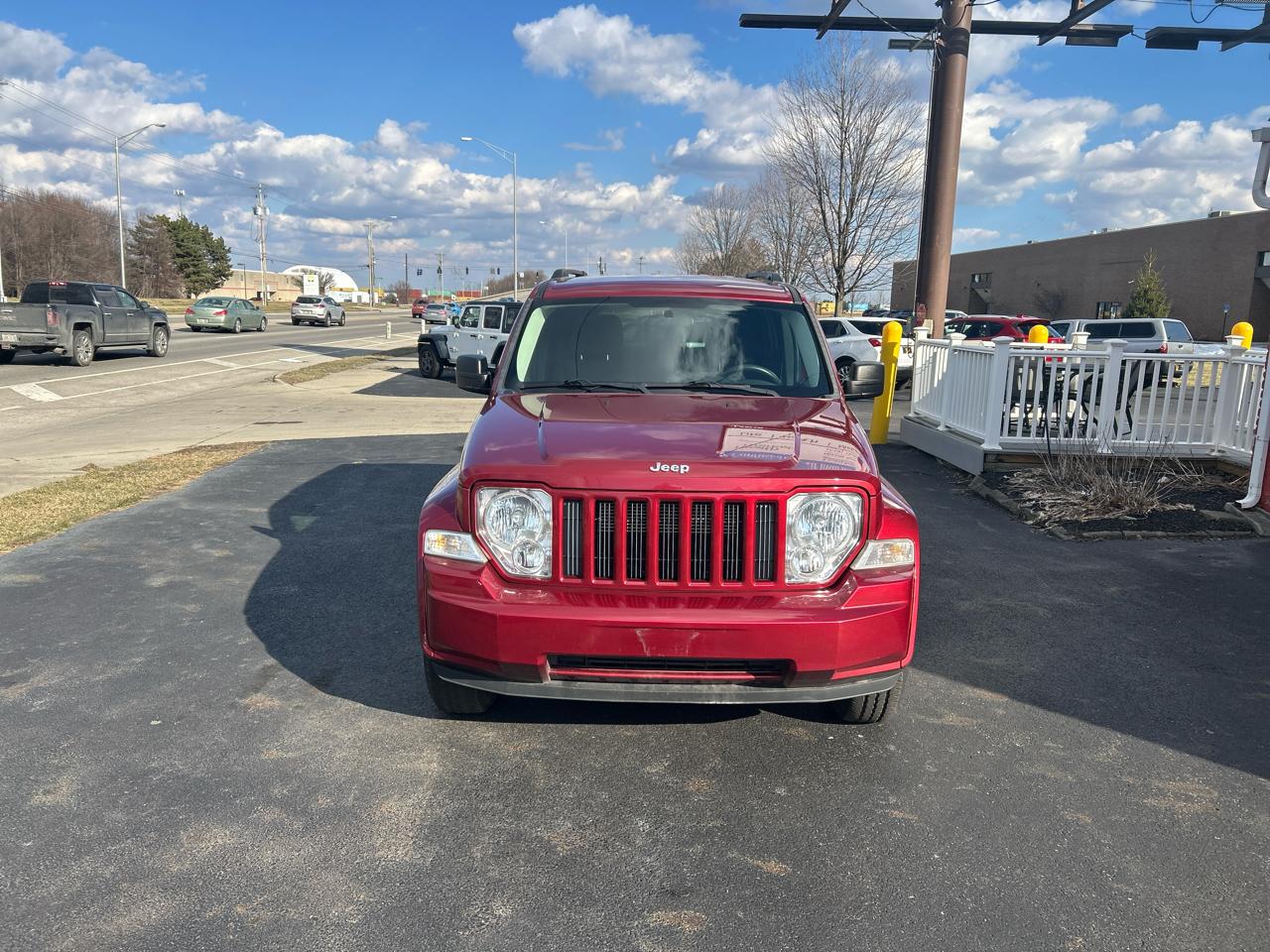 Jeep Liberty 4WD 4dr Sport 2012