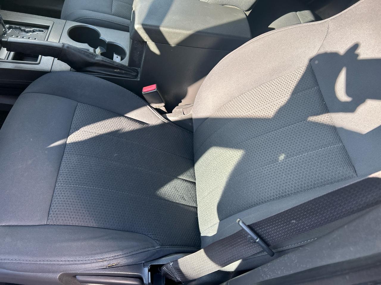 Jeep Liberty 4WD 4dr Sport 2012