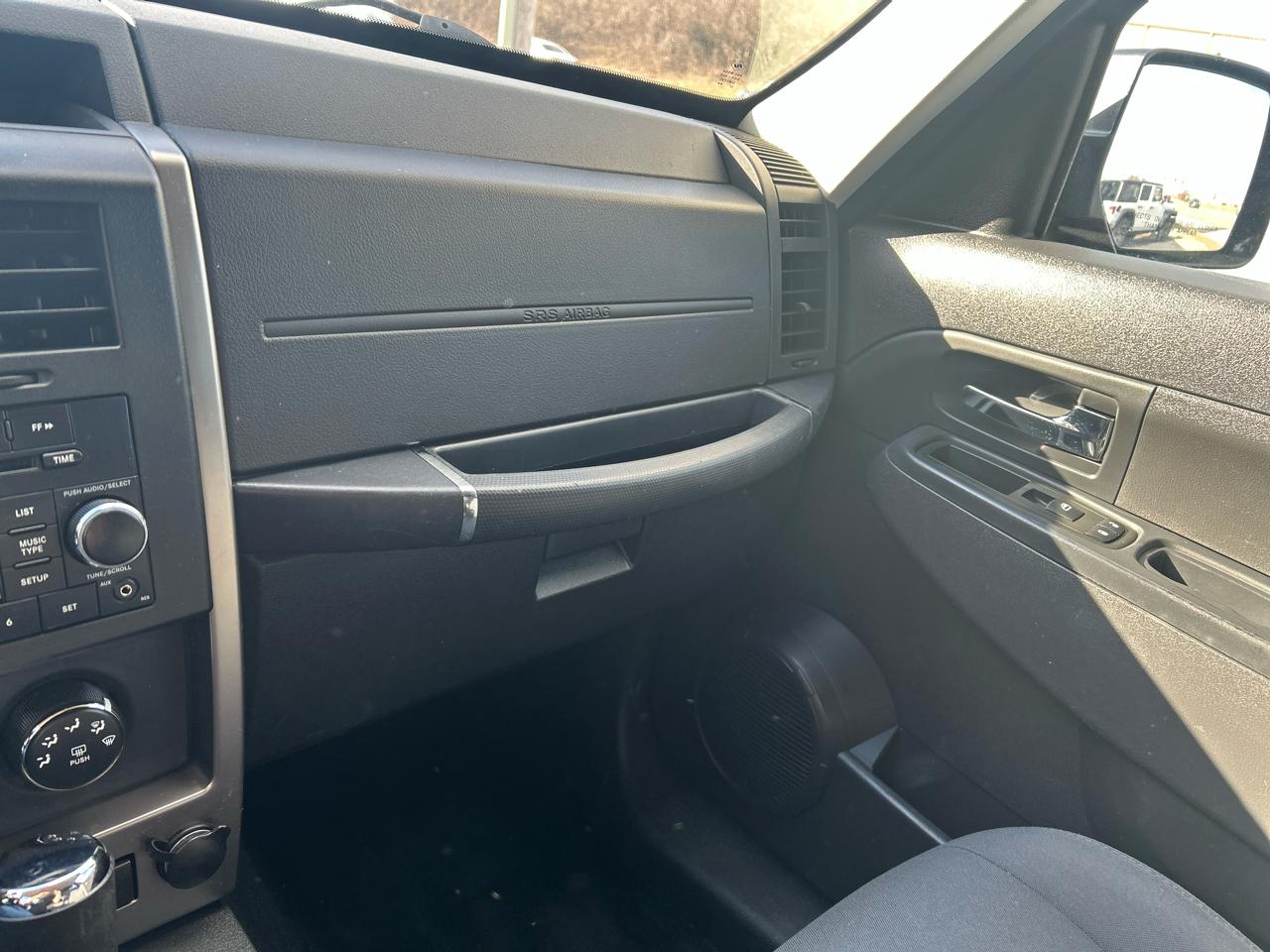 Jeep Liberty 4WD 4dr Sport 2012