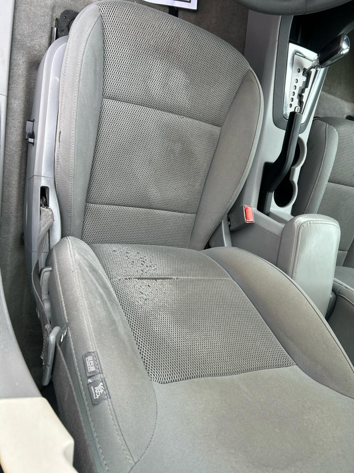 Dodge Avenger 4dr Sdn SXT FWD 2008