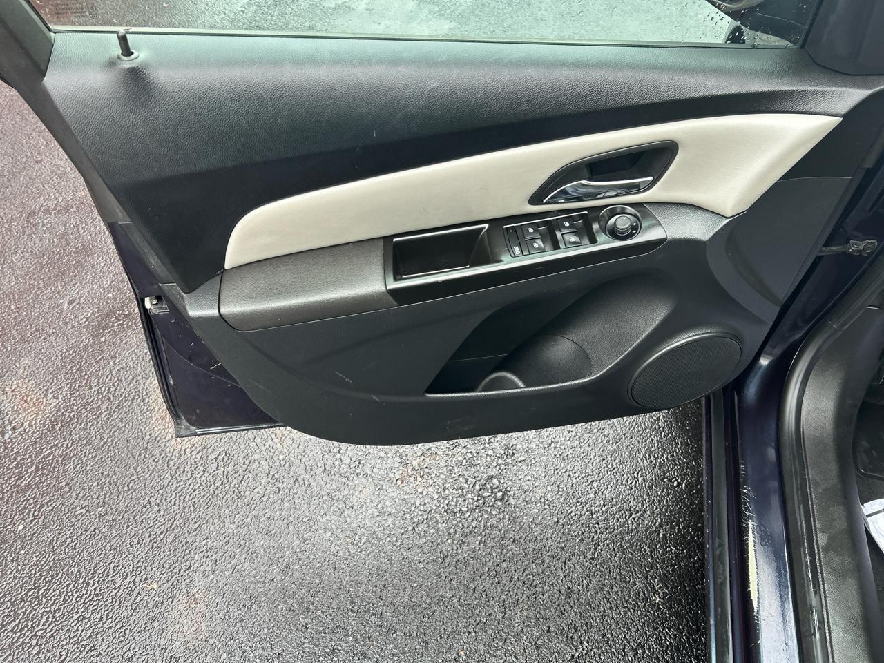 Chevrolet Cruze 4dr Sdn Auto LS 2014