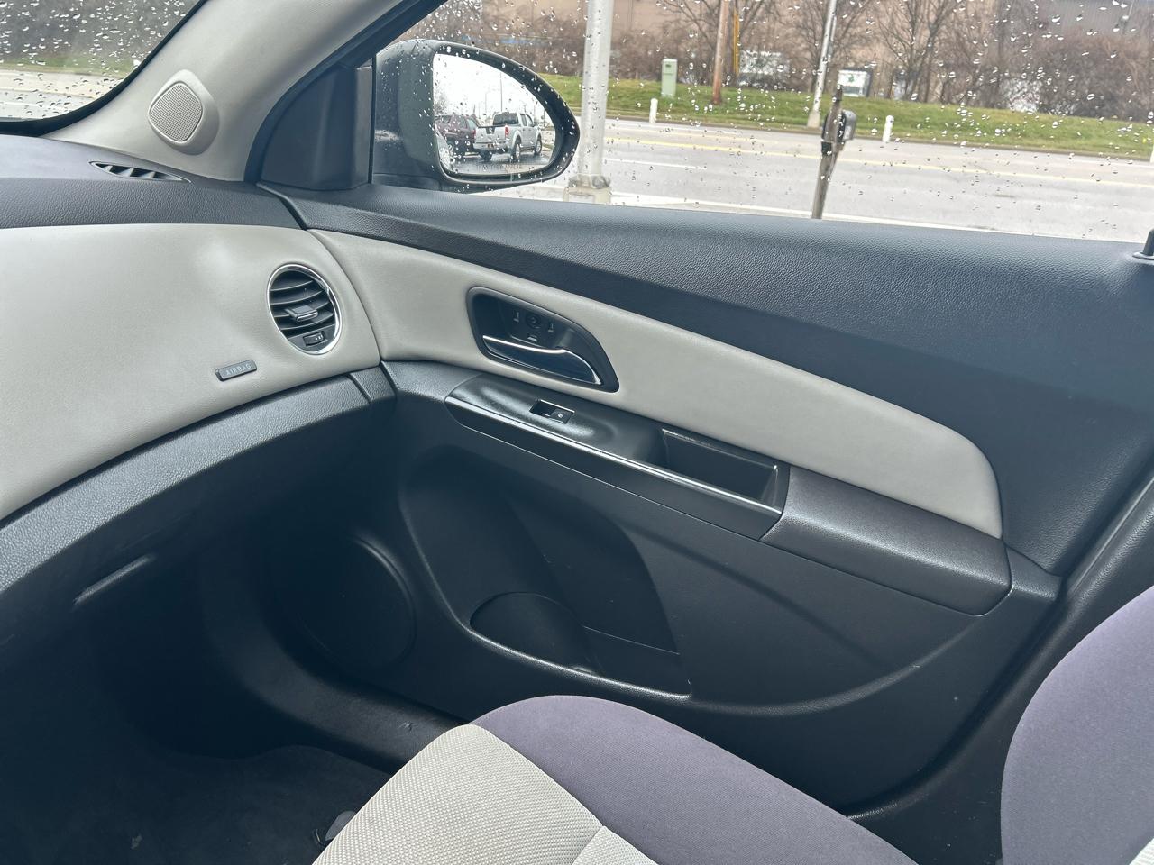 Chevrolet Cruze 4dr Sdn Auto LS 2014