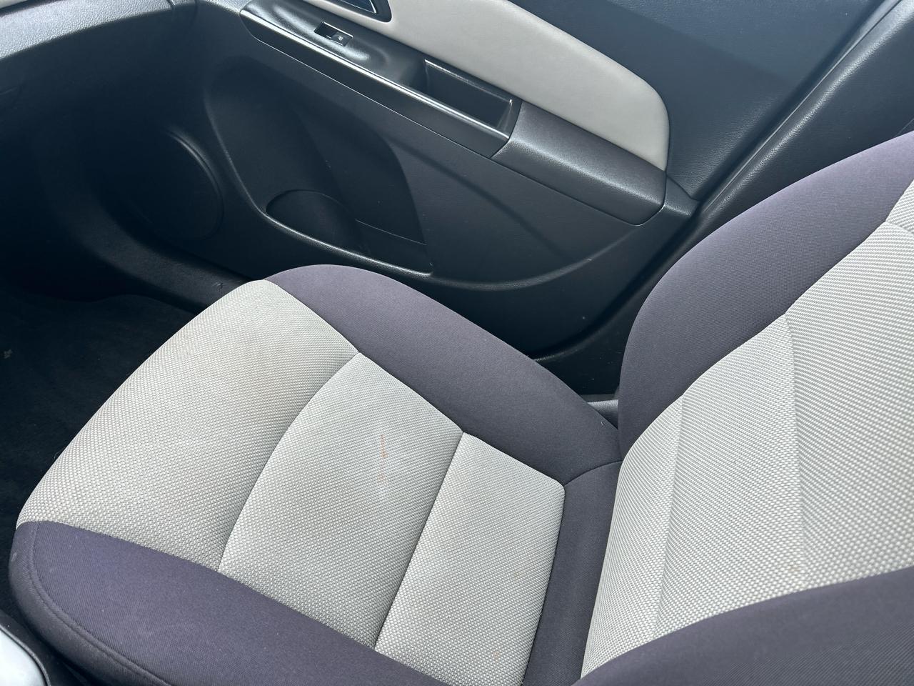 Chevrolet Cruze 4dr Sdn Auto LS 2014