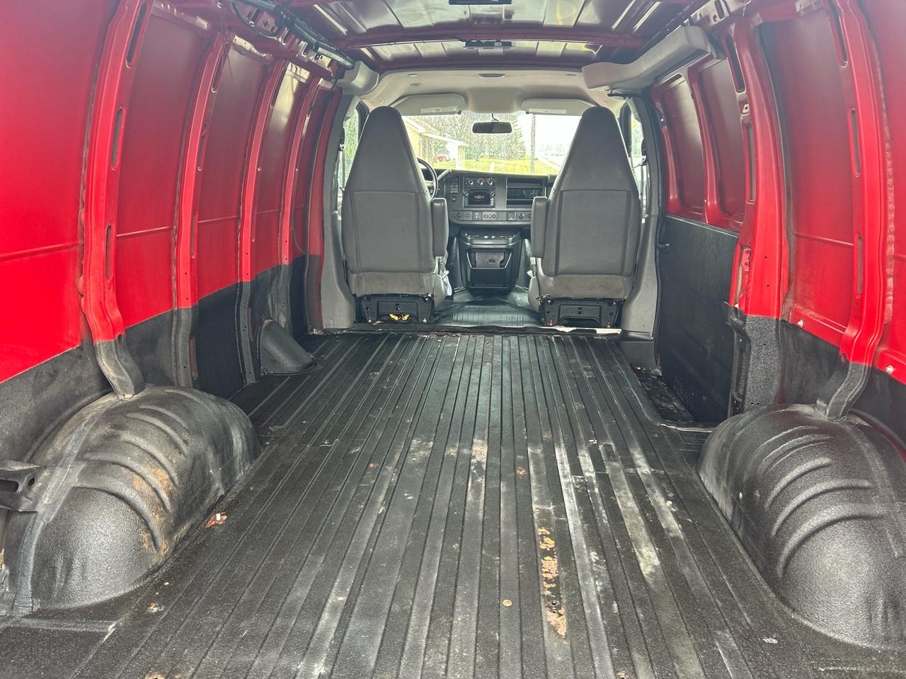 Chevrolet Express Cargo Van RWD 3500 135" 2019