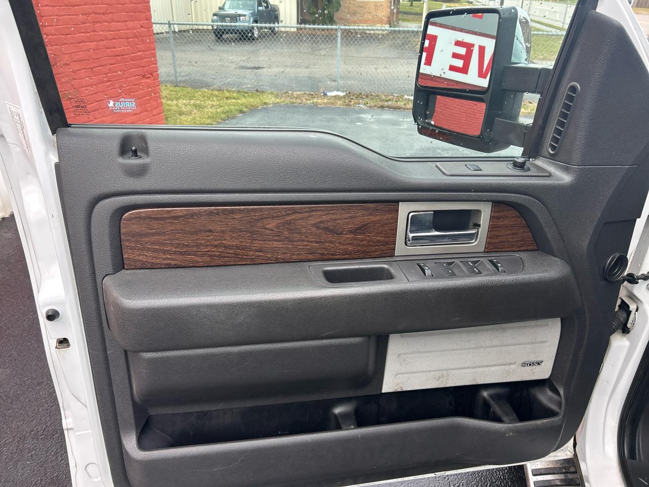 Ford F-150 4WD SuperCrew 145" King Ranch 2014