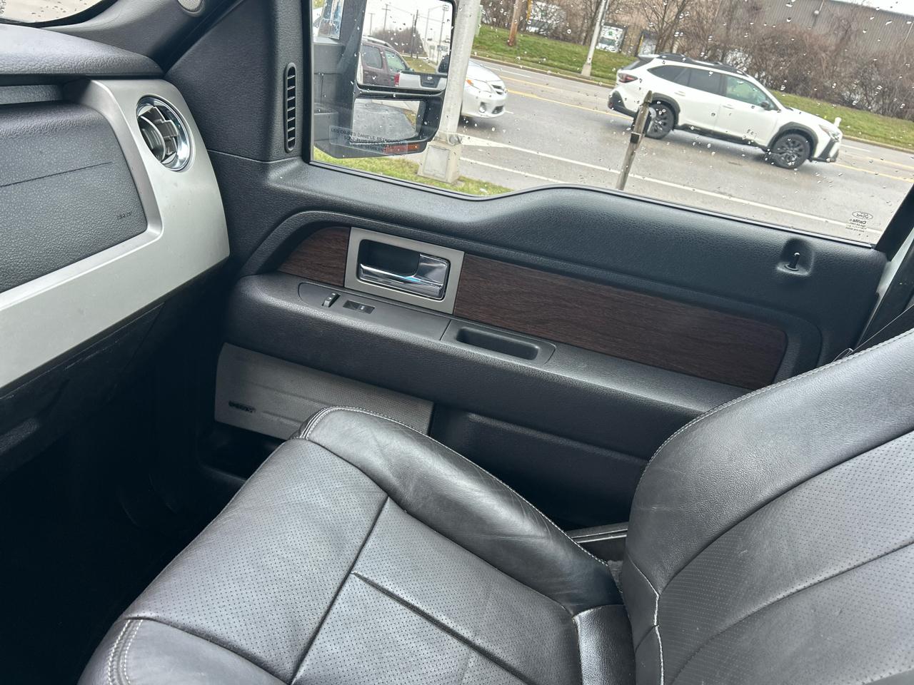 Ford F-150 4WD SuperCrew 145" King Ranch 2014