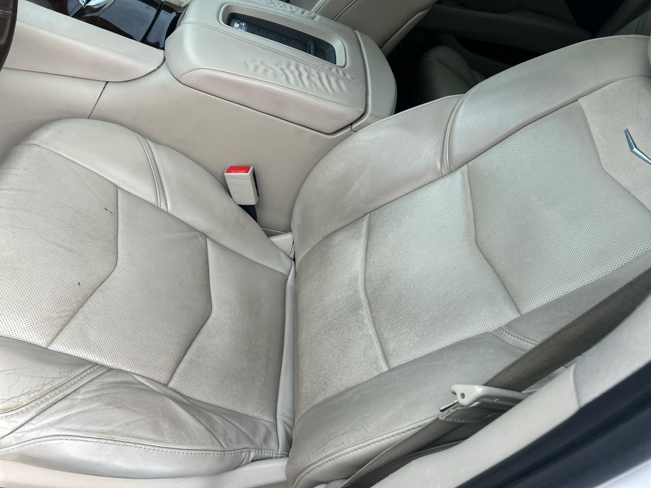 Cadillac Escalade ESV 4WD 4dr Luxury 2017