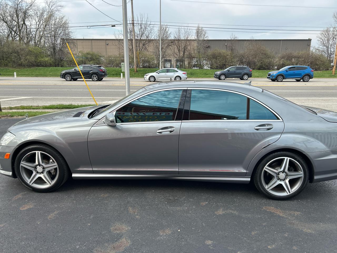 Mercedes-Benz S-Class 4dr Sdn S 550 4MATIC 2010